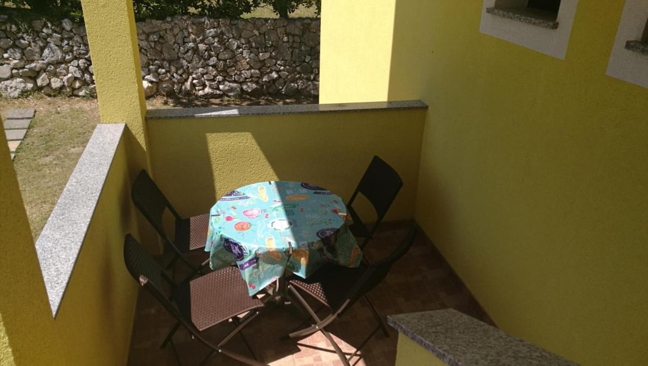 Apartments With A Parking Space Baska, Krk - 13907 Exterior photo