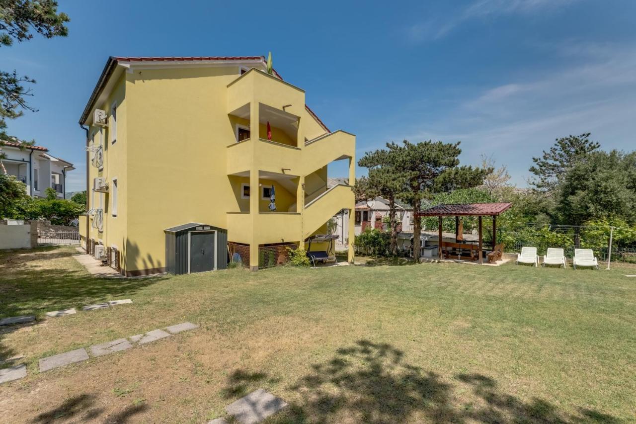 Apartments With A Parking Space Baska, Krk - 13907 Exterior photo