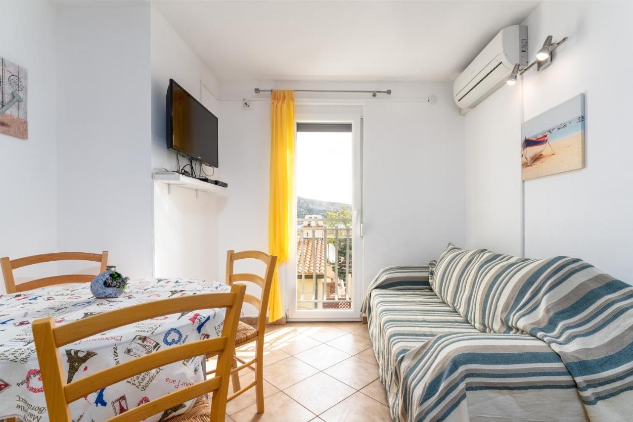 Apartments With A Parking Space Baska, Krk - 13907 Exterior photo