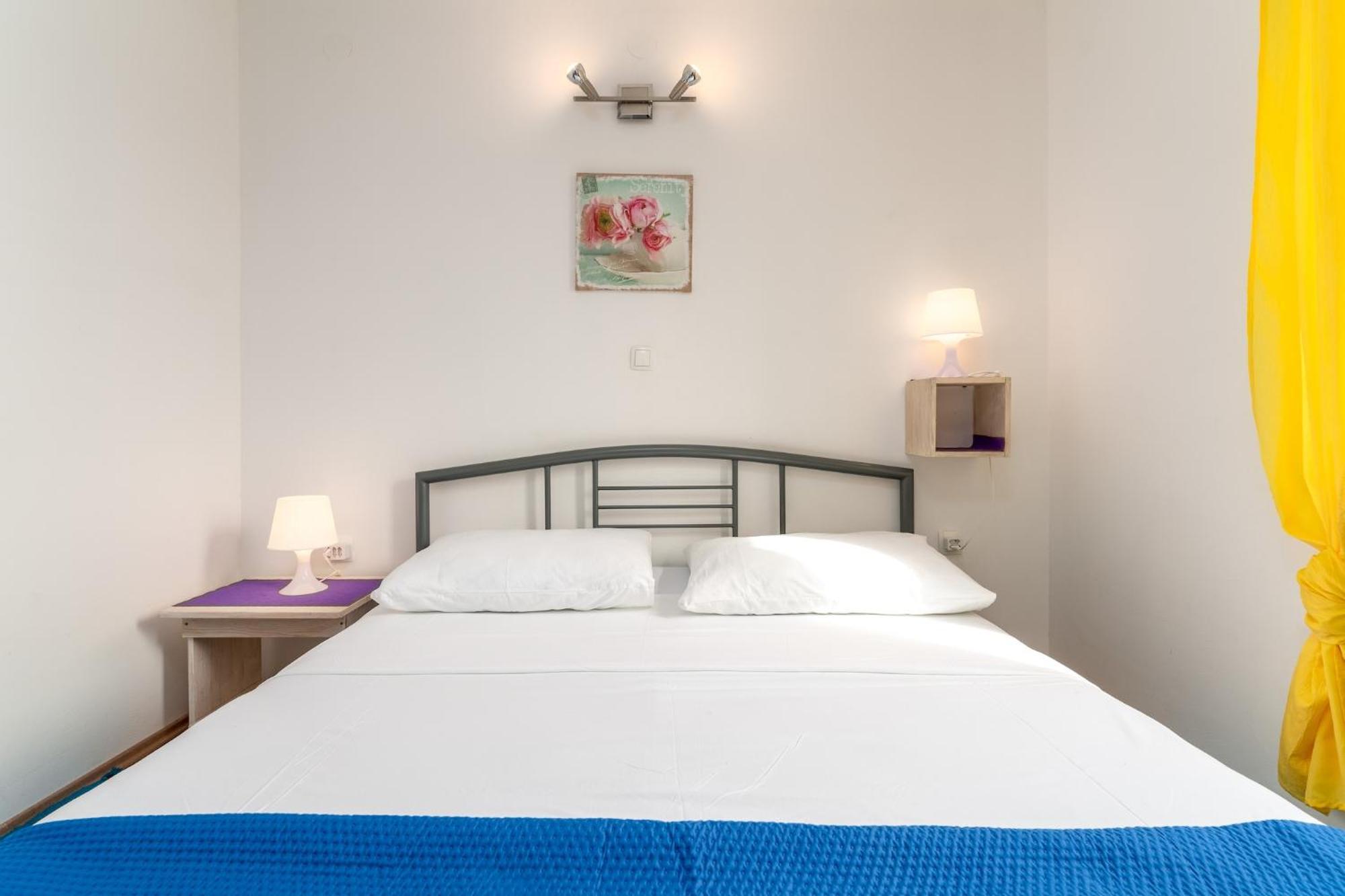 Apartments With A Parking Space Baska, Krk - 13907 Room photo